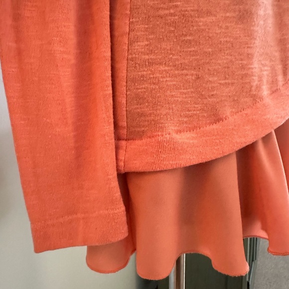 Tunic top with flounce bottom ~ worn once ~ - Picture 4 of 7